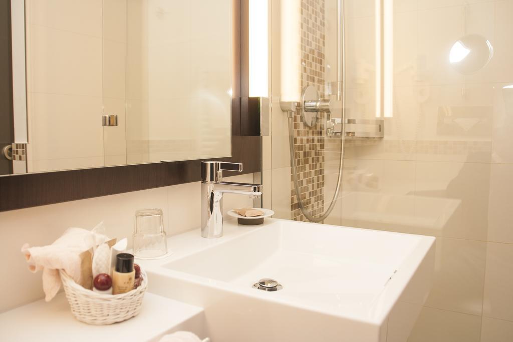 Hotel Haus Berlin Bonn Zewnętrze zdjęcie