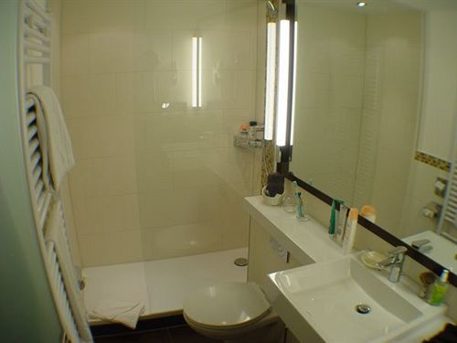 Hotel Haus Berlin Bonn Zewnętrze zdjęcie